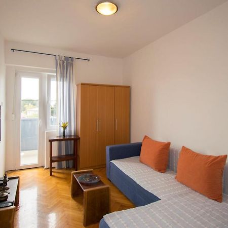 Apartman M In Premantura Eksteriør billede